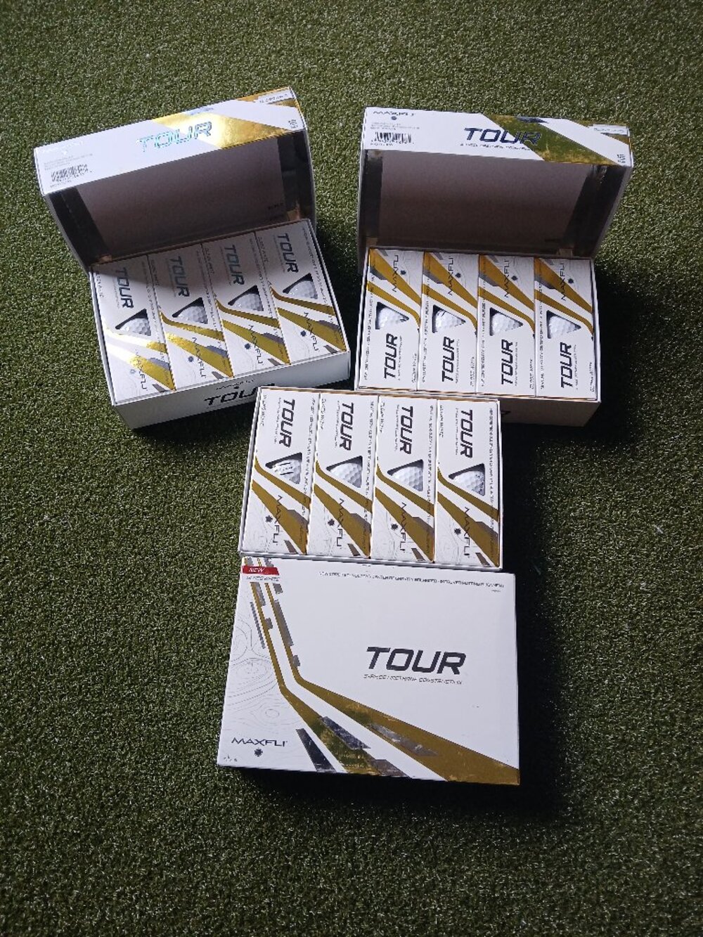 New 3 Dozen Maxfli 2023 Tour Golf Balls Gloss White Color 36 Balls